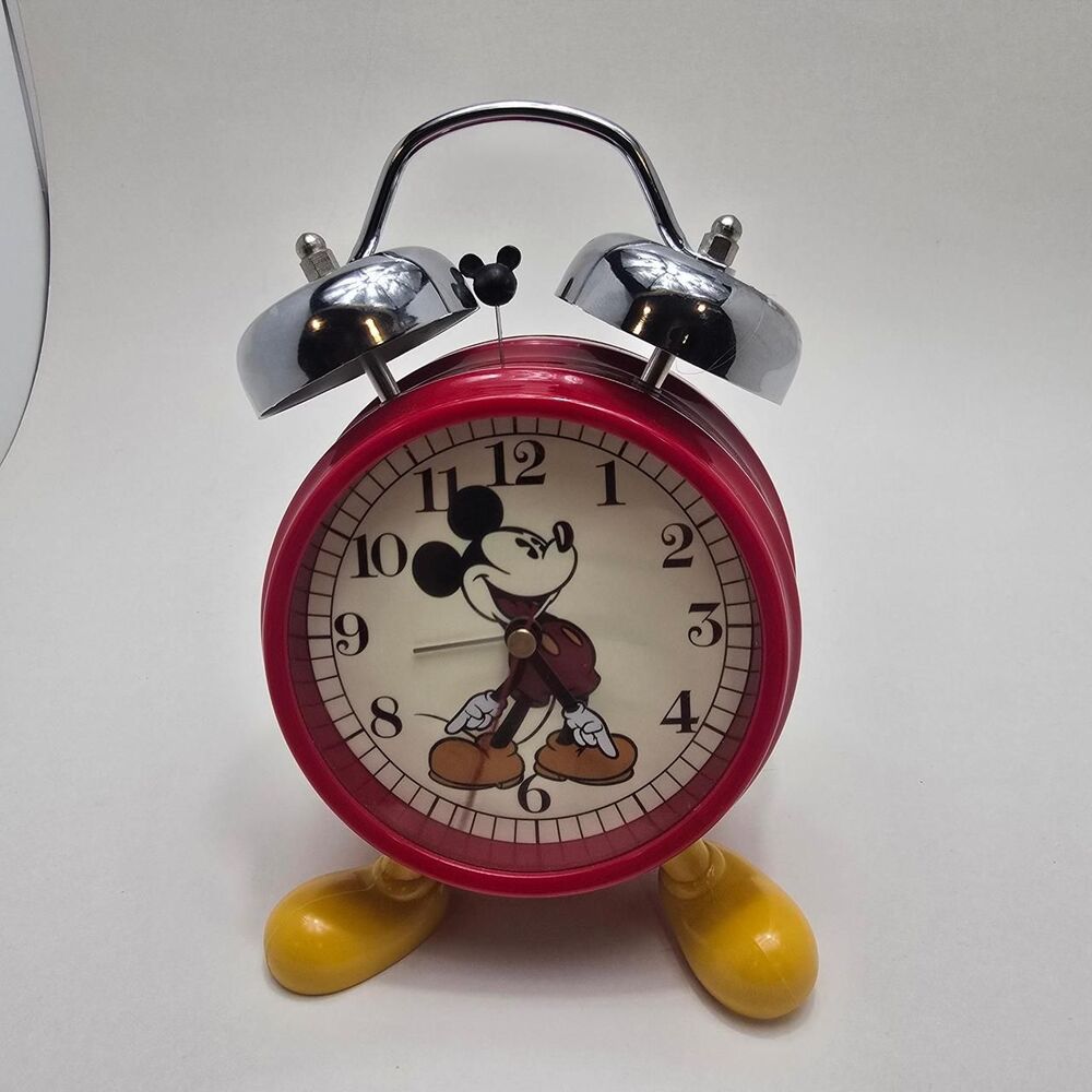 Disney quartz Mickey Mouse Clock